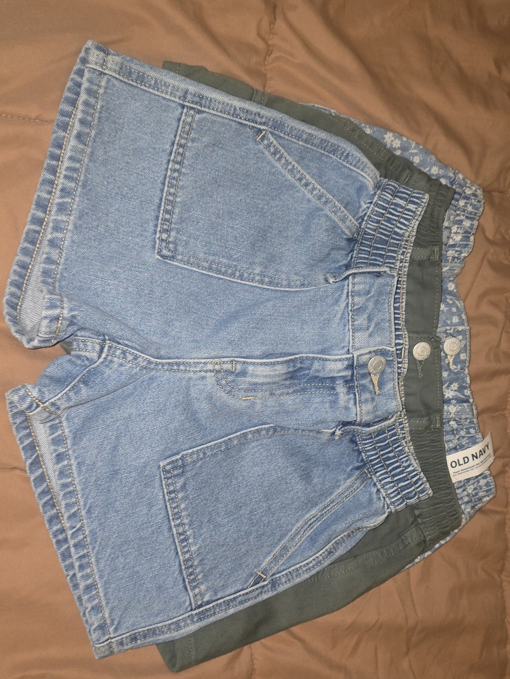 Old Navy Blue Denim, Floral & Green Shorts for Girls 3 Pack Bundle Size L(10-12) - Picture 4 of 4